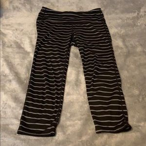 Athleta cropped leggings